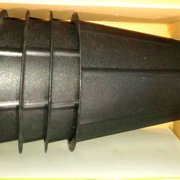 Bed Lifts - Set of Four - 5" - Supports up to 300 lbs per Riser - Picture 3 of 5